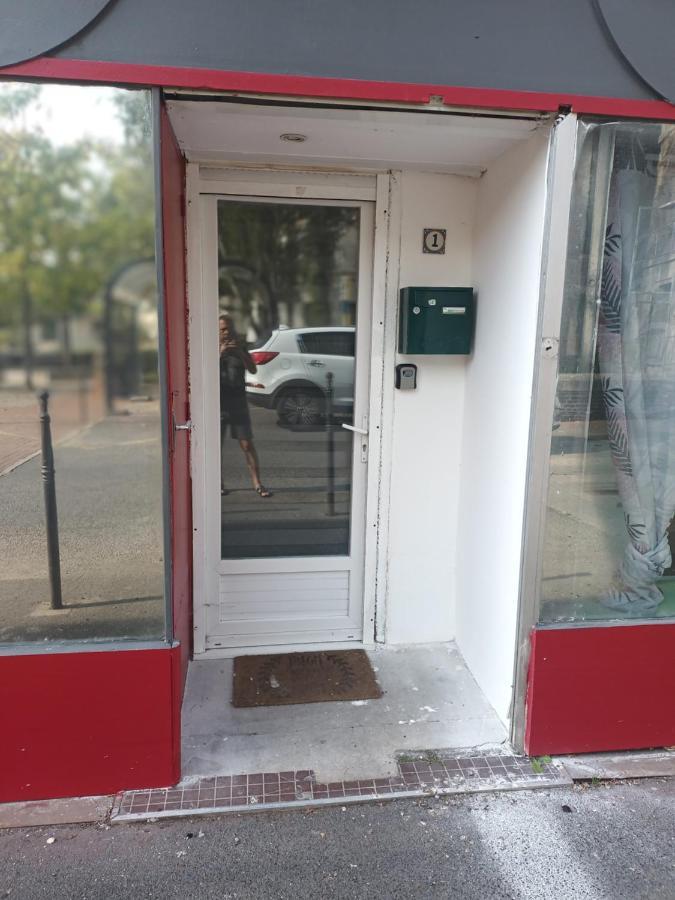 La Casa Verde La Fere Exteriör bild
