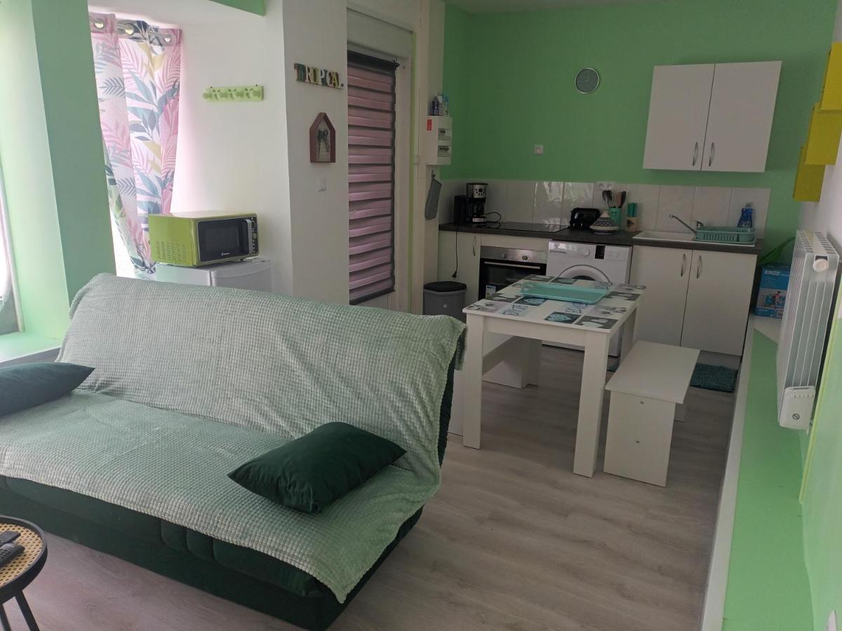 La Casa Verde La Fere Exteriör bild